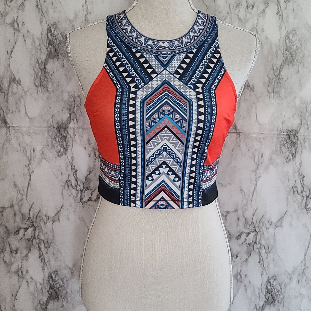Forever 21 aztec crop top size small